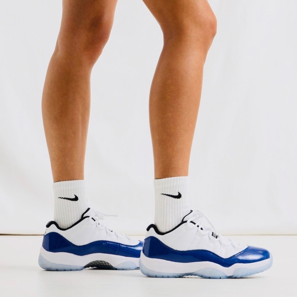 💎SOLD(WMNS) Air Jordan Retro XI Concord SNKRS - Picture 4 of 16